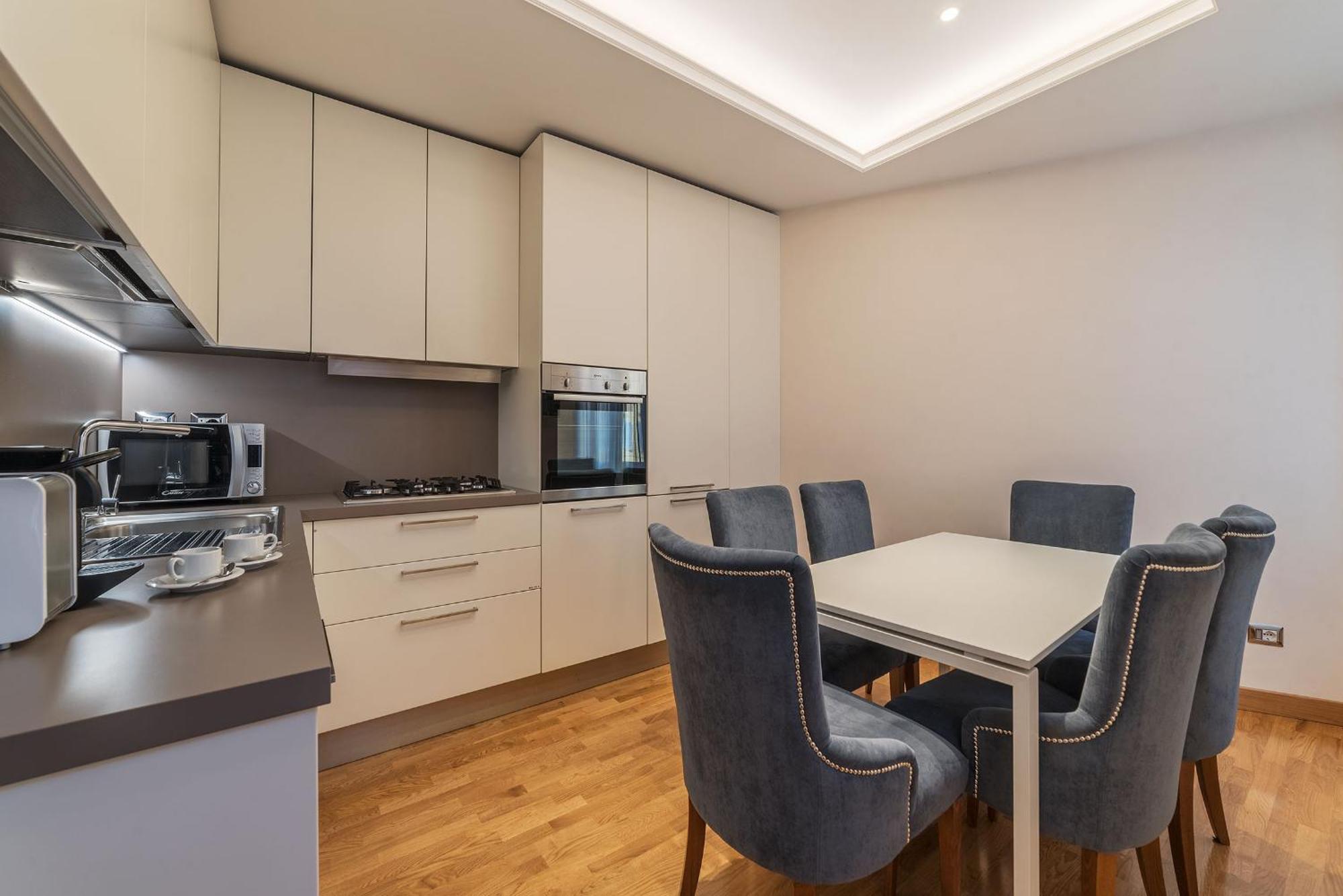 900 Apartments Lazio, Emilia & La Corte Рим Номер фото